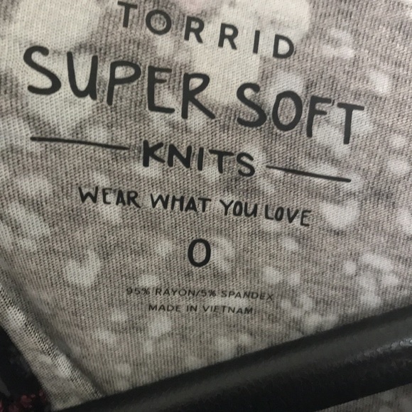 Torrid Peplum Floral High Low Super Soft Knit Tunic Top - Picture 9 of 9